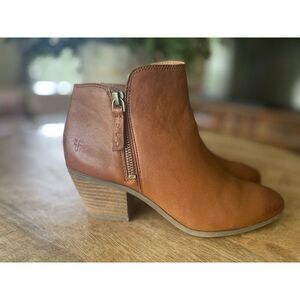Frye Judith Double Zip Leather Ankle Boot Womens 6.5 Brown Classic Boho Luxury